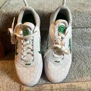 Nike Court Zoom NXT - White/Kelly Green